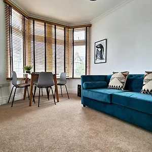 Thompson By Switchback Apartment Cardiff