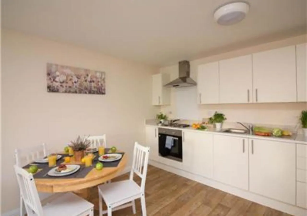 Stayzo Castle Point 6 Apartment - Premier Lodge Southampton United Kingdom